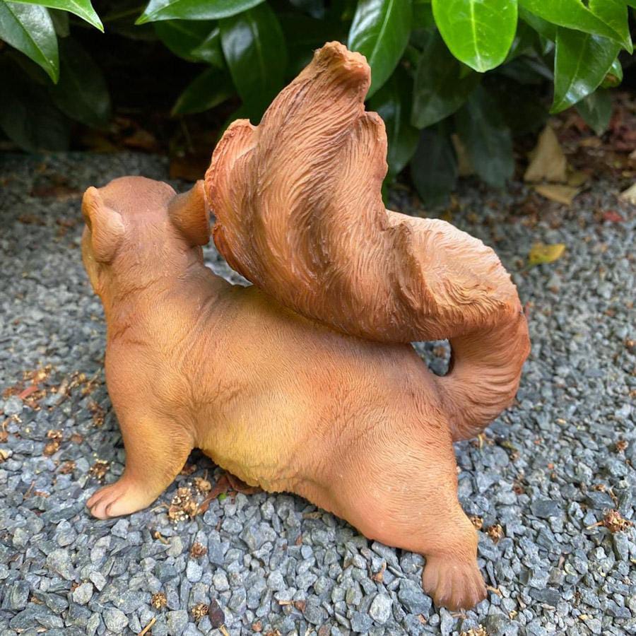 Gartenfigur neugierige Eichhörnchen Figur 17 cm 