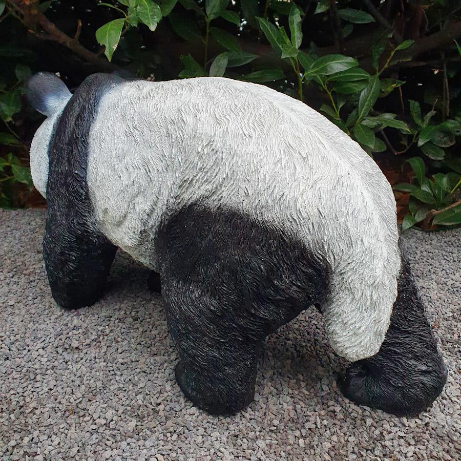 Gartenfigur stehende Pandabär Figur 60 cm lang