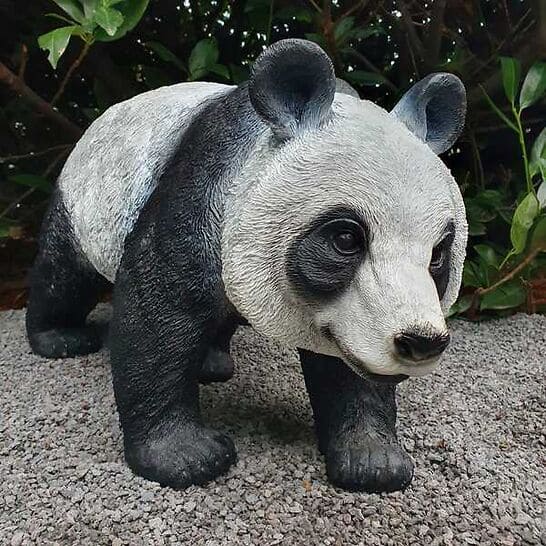 Gartenfigur stehende Pandabär Figur 60 cm lang