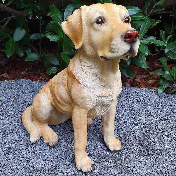 Labrador Figur sitzend 2 Farben Deko 30cm lebensecht Dekofigur Hundefigur 