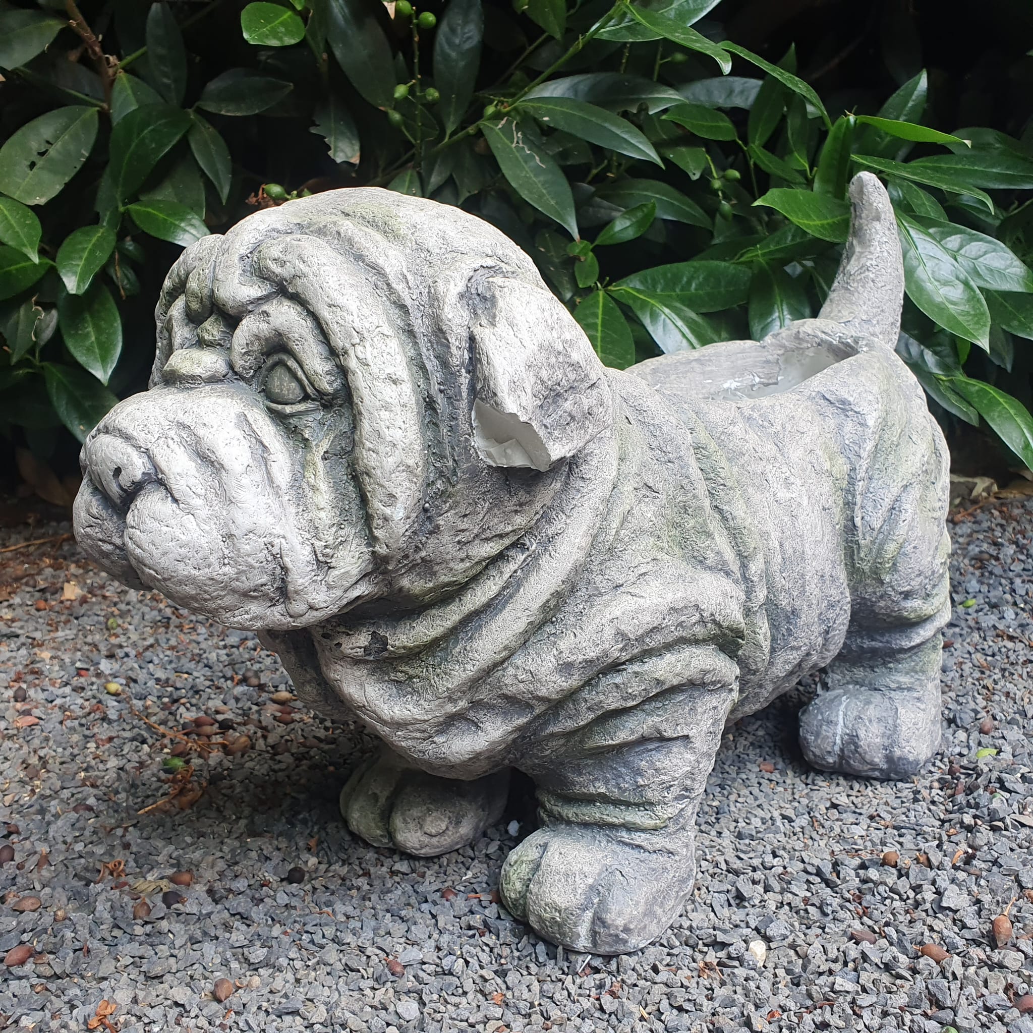 Gartenfigur Hunde Mops Figur zum bepflanzen 25 cm 