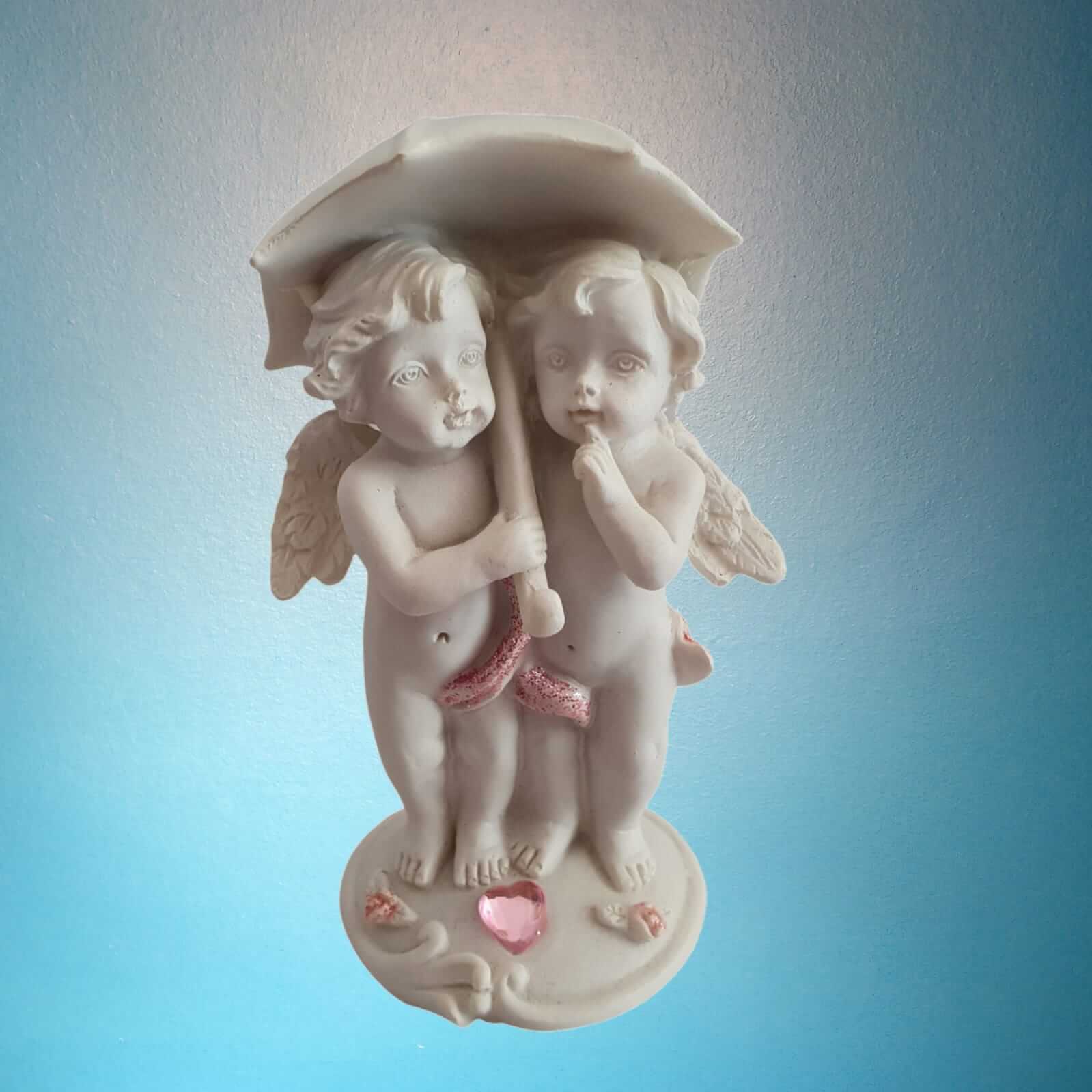 2 Engel Figuren mit Schirm 10 cm