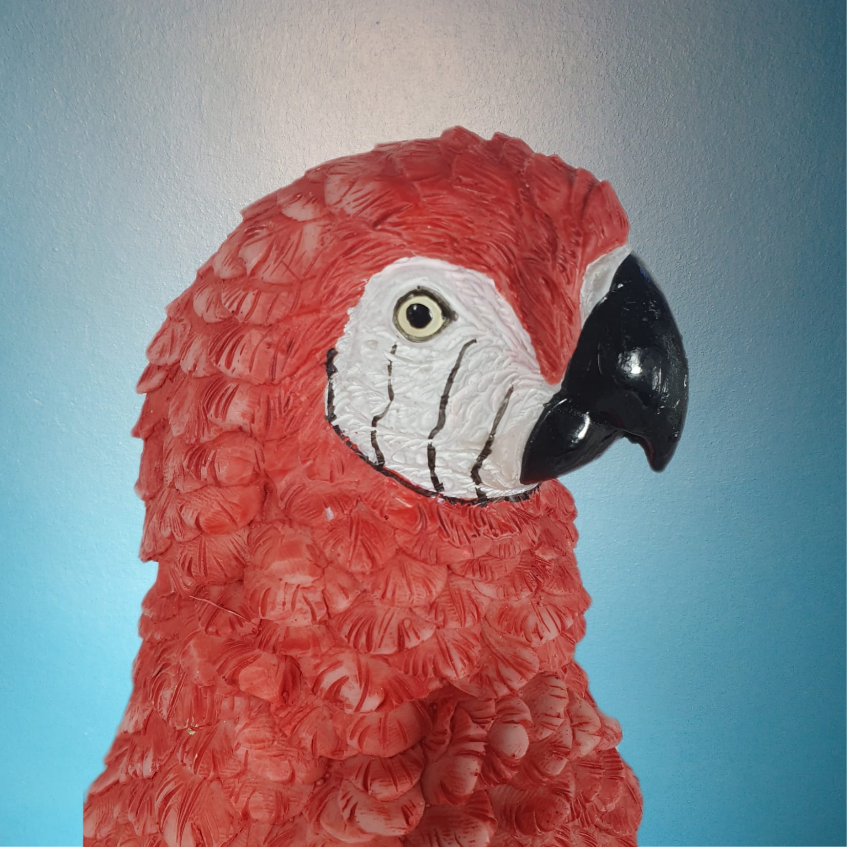 Gartenfigur Papagei Figur sitzt auf einem Ast 39 cm