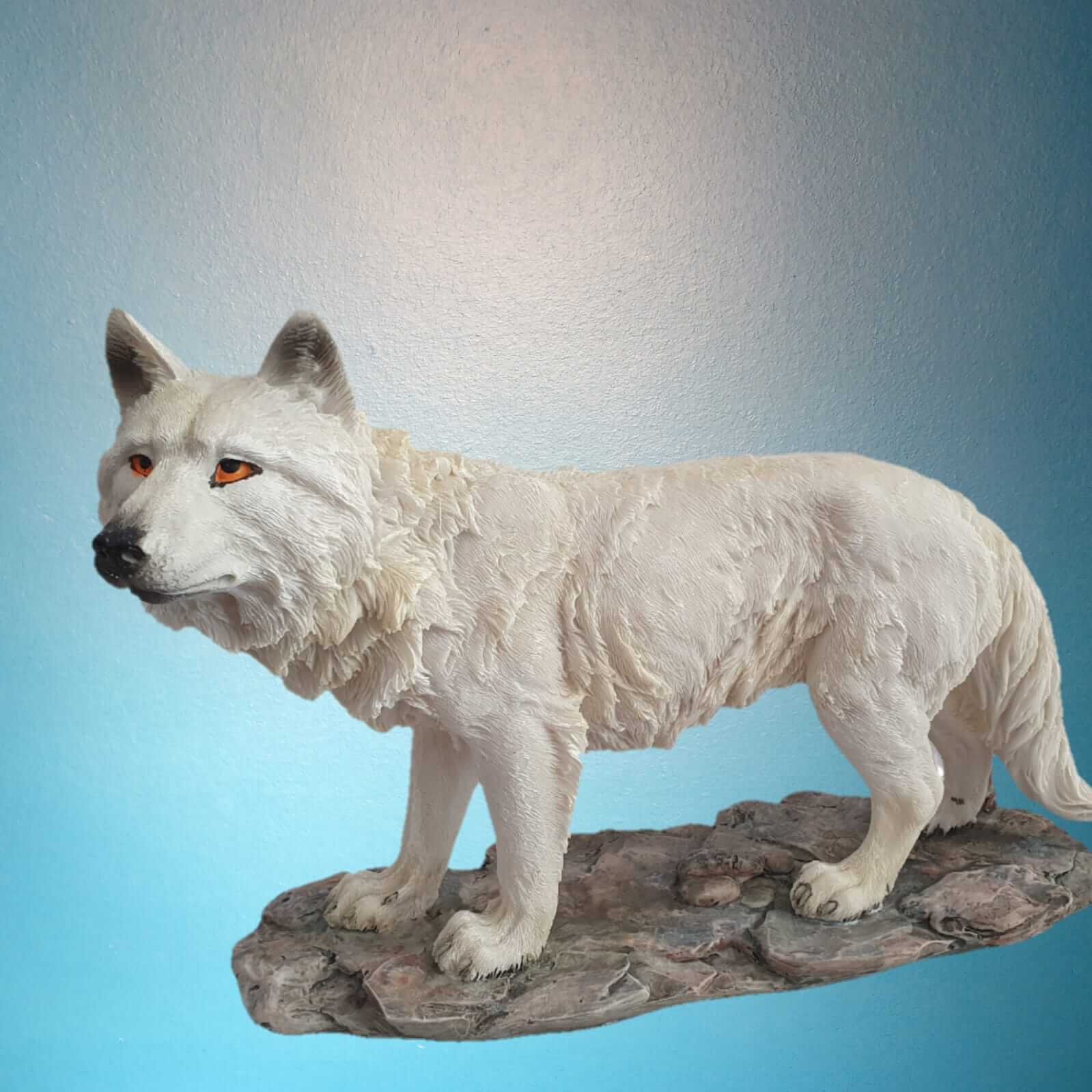 Stehende weiße Wolf Figur cm 21 cm