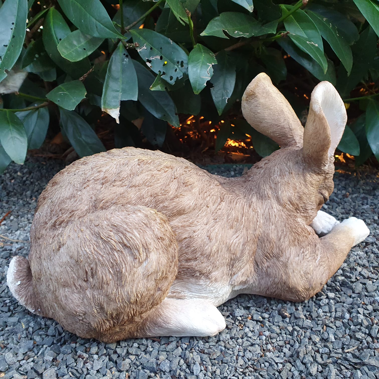 Gartenfigur schlafende Hasen Figur 34 cm lang