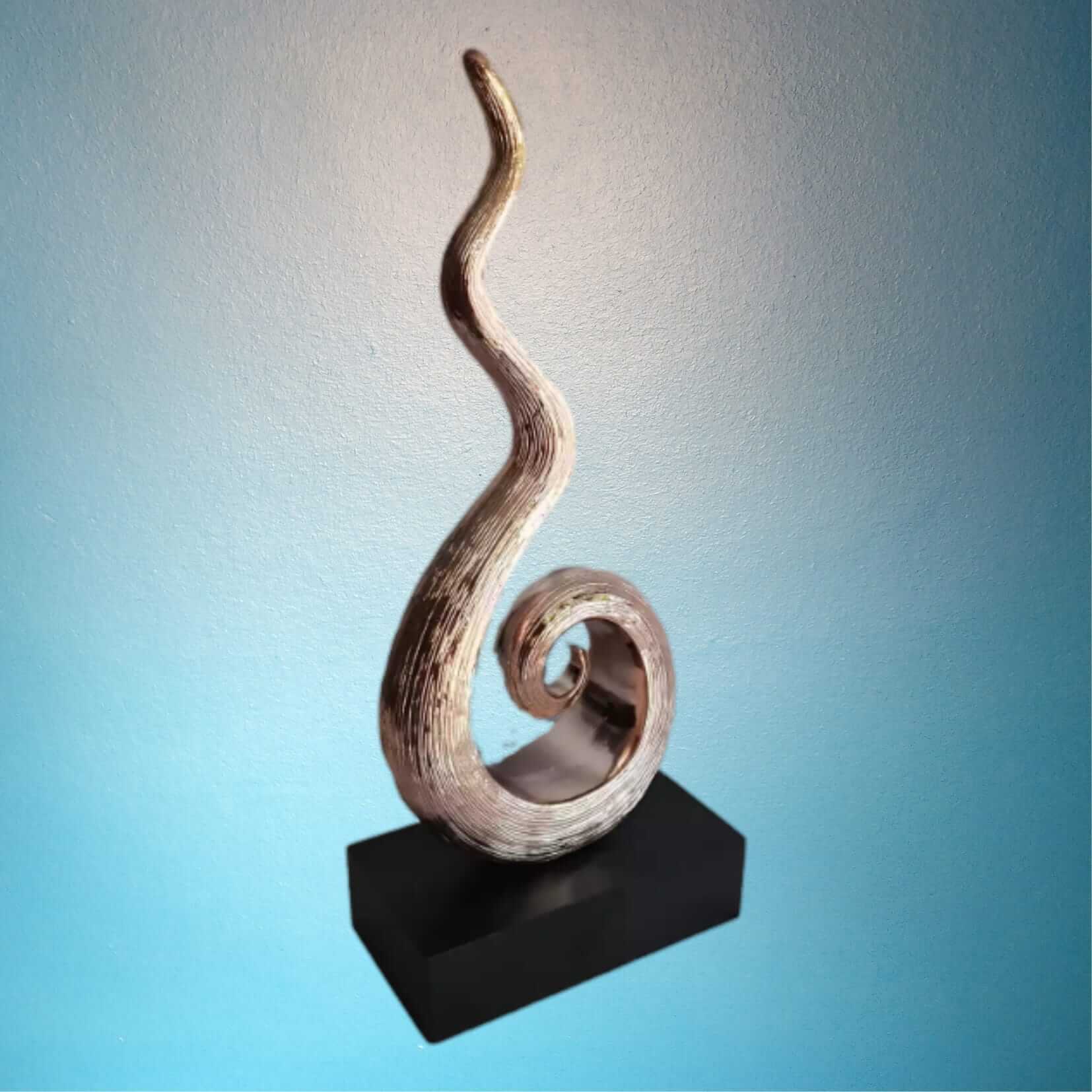 Dekofigur Skulptur auf Sockel 35 cm