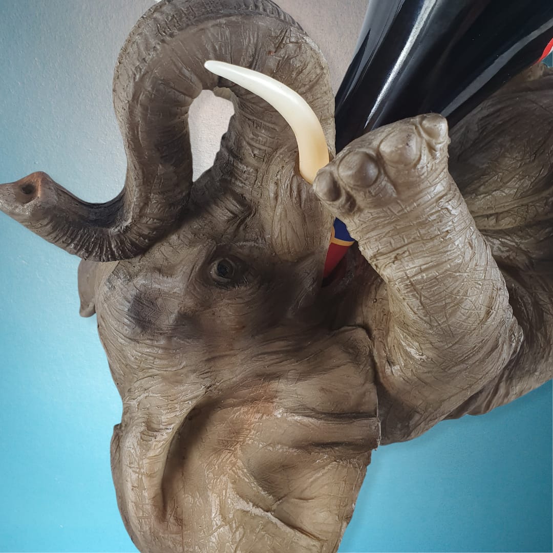 Elefanten Figur als Flaschenhalter 18 cm