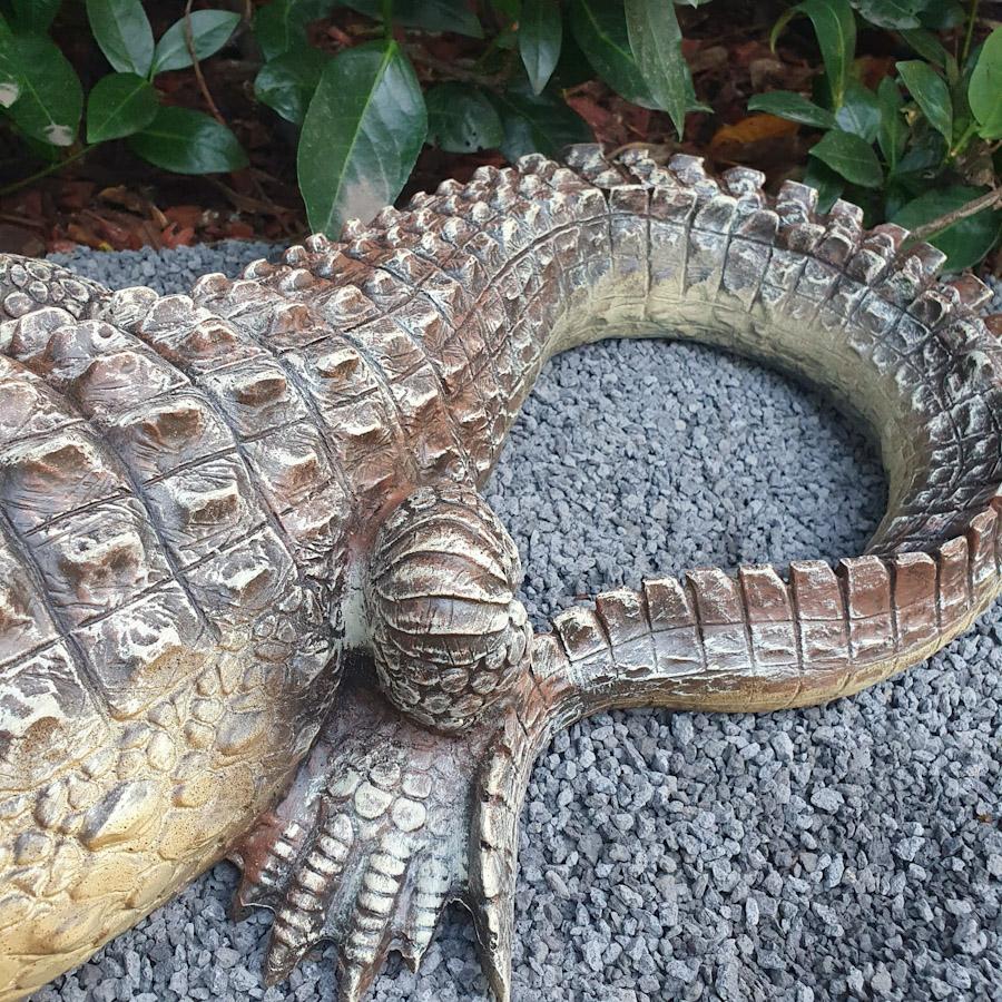 Gartenfigur Krokodil Figur mit offenem Maul 90 cm lang