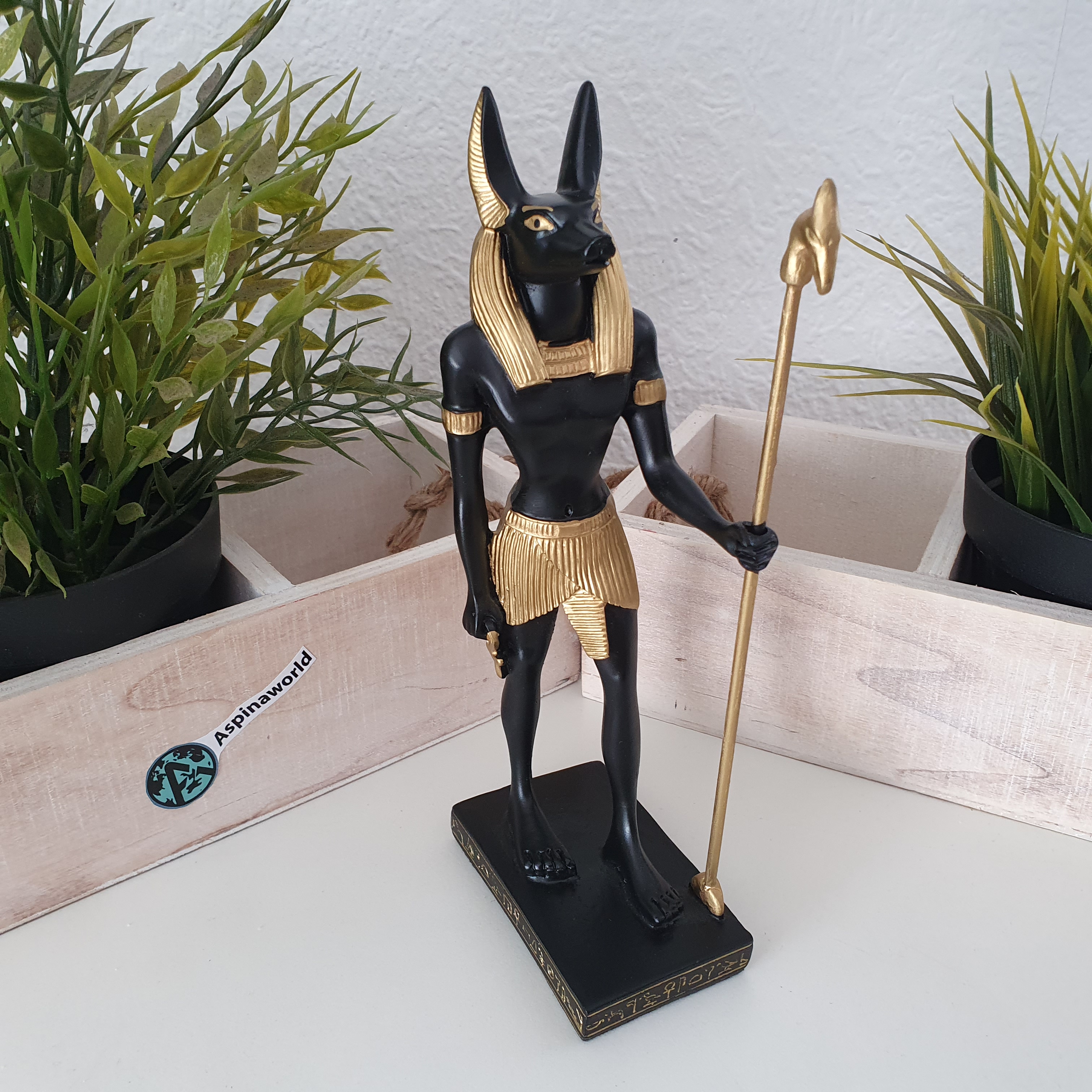 Anubis Figur steht mit Speer 22 cm